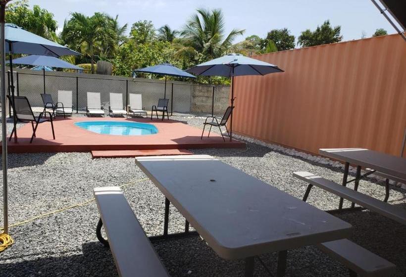 Discovery Beach Apartments