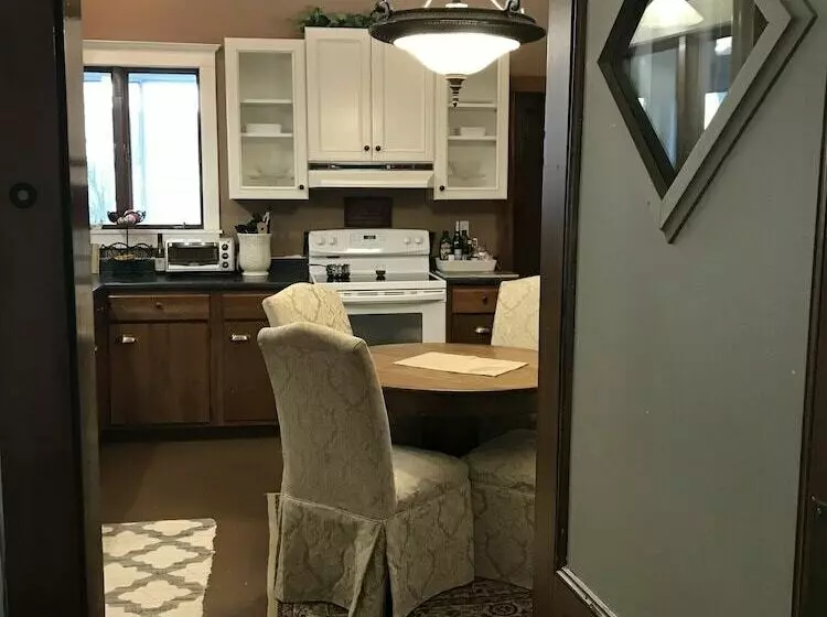 پانسیون The Julietta House