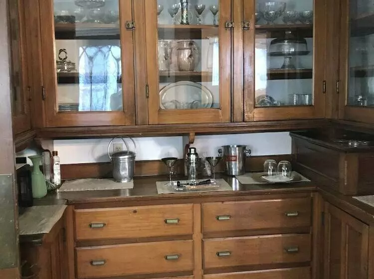 پانسیون The Julietta House