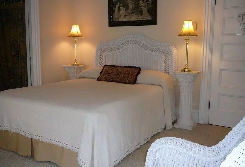 پانسیون The Julietta House