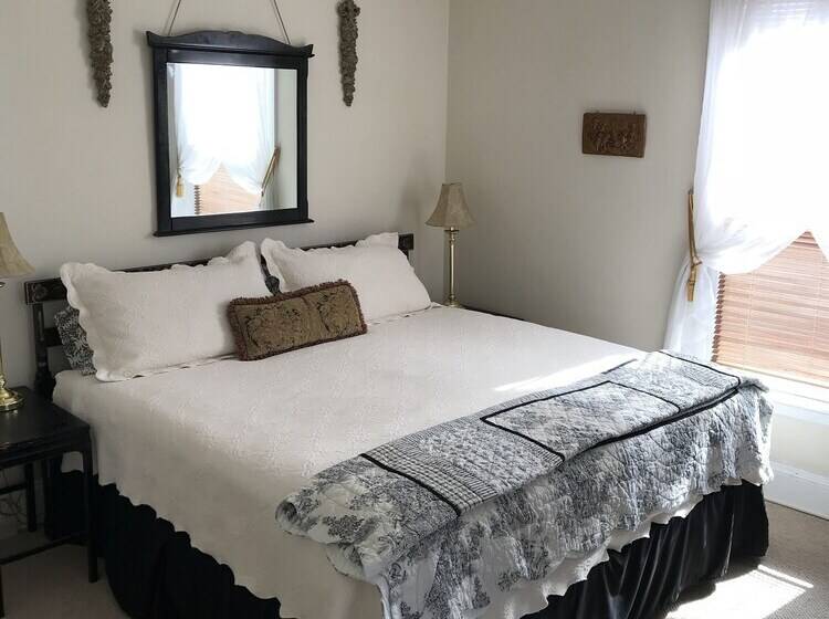 膳宿费 The Julietta House