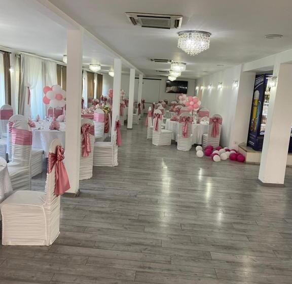 Pensiune Restaurant Casa Sofia