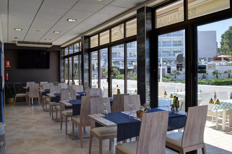 هتل Hostal La Cigüeña