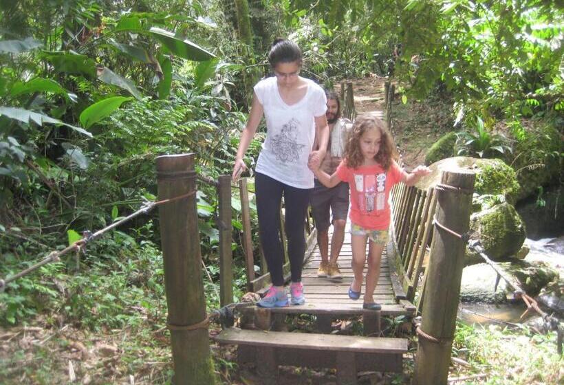 Pension (Hôtel basse catégorie) Pousada Recanto Dos Pinheiros