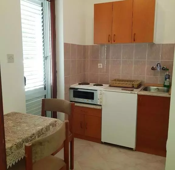 پانسیون Sobe I Apartmani Marović