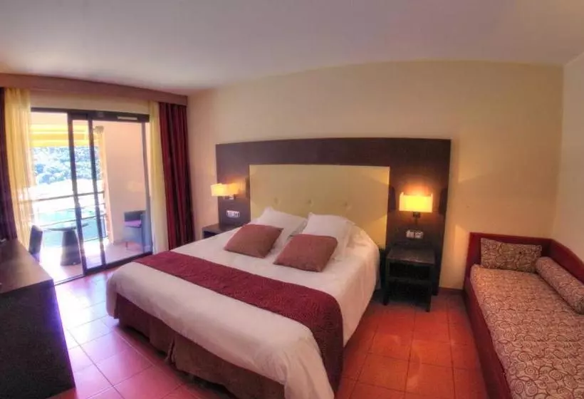 هتل Hôtel & Restaurant Le Belvédère