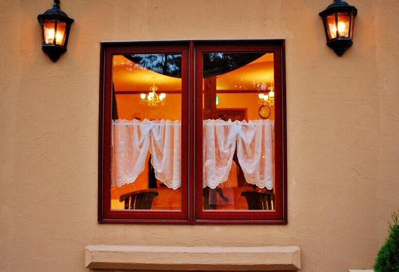 ペンション Aromatic Garden Villa La Poltrona Nasu