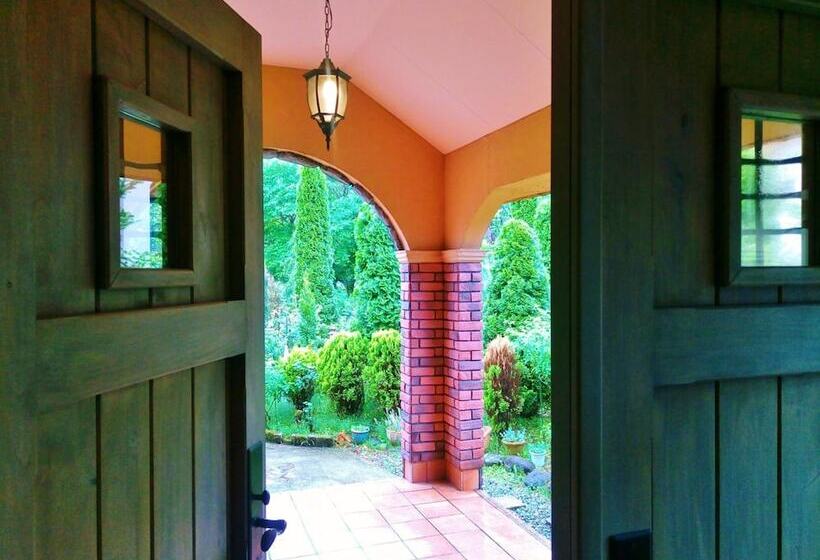 ペンション Aromatic Garden Villa La Poltrona Nasu