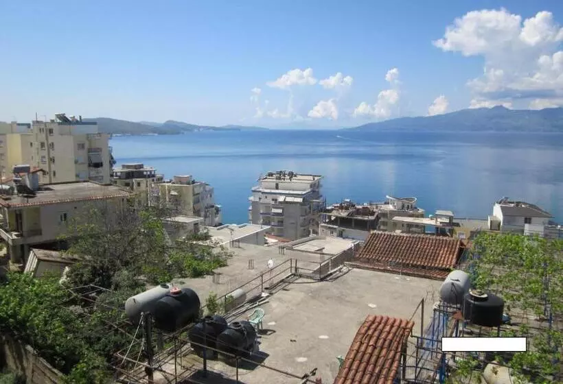 پانسیون Guest House And Tavern Leo