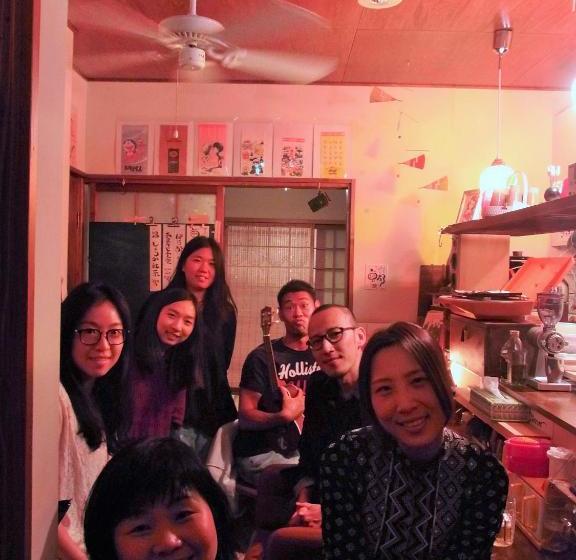 Pension (Hôtel basse catégorie) Nostalgic Guesthouse For 1 To 3 Females Or A Group Of 4 People Or More