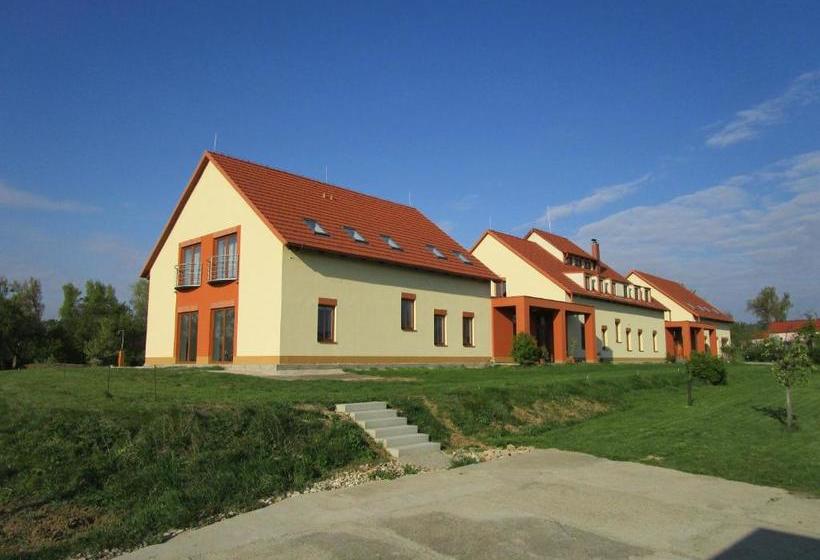 ペンション Penzion Alma