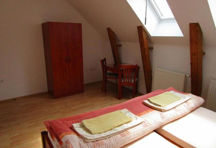 ペンション Penzion Alma