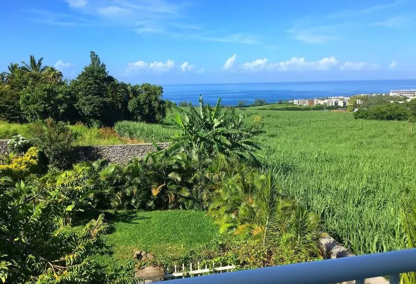 L Oasis De Terre Rouge