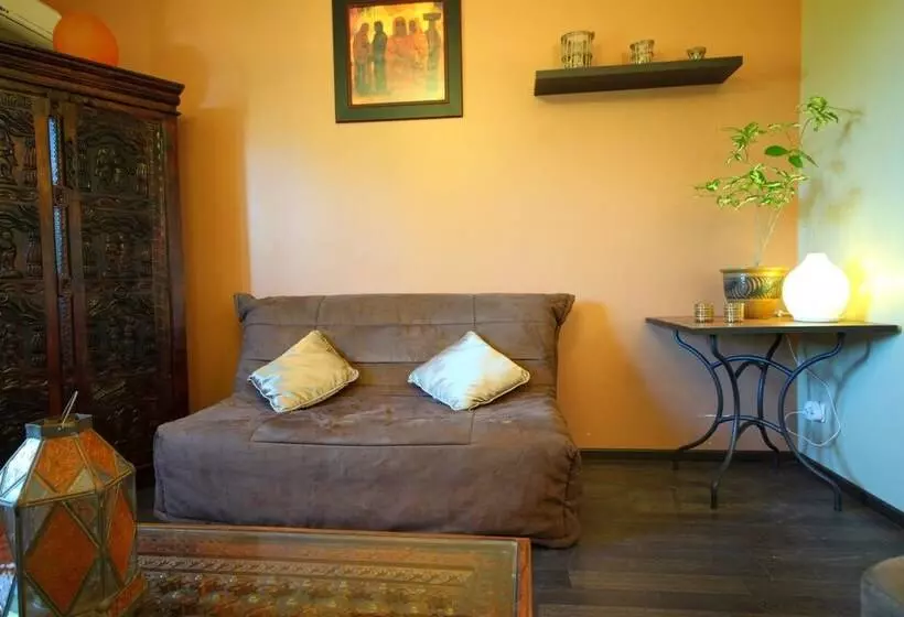 L Oasis De Terre Rouge