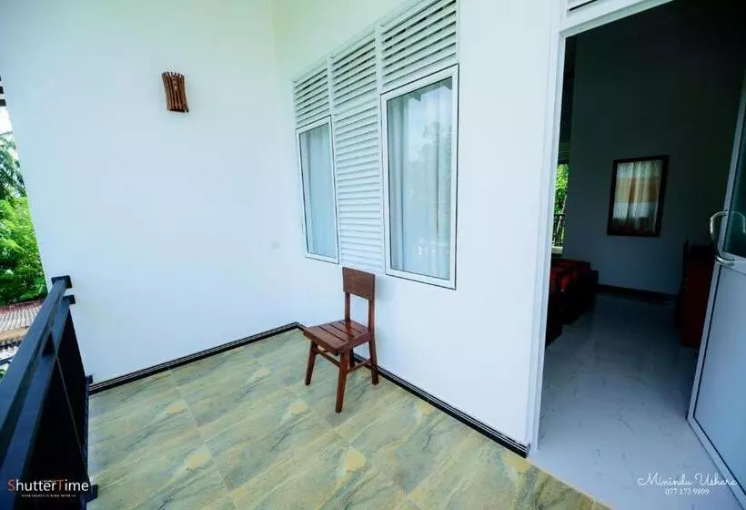 پانسیون Sera Villa