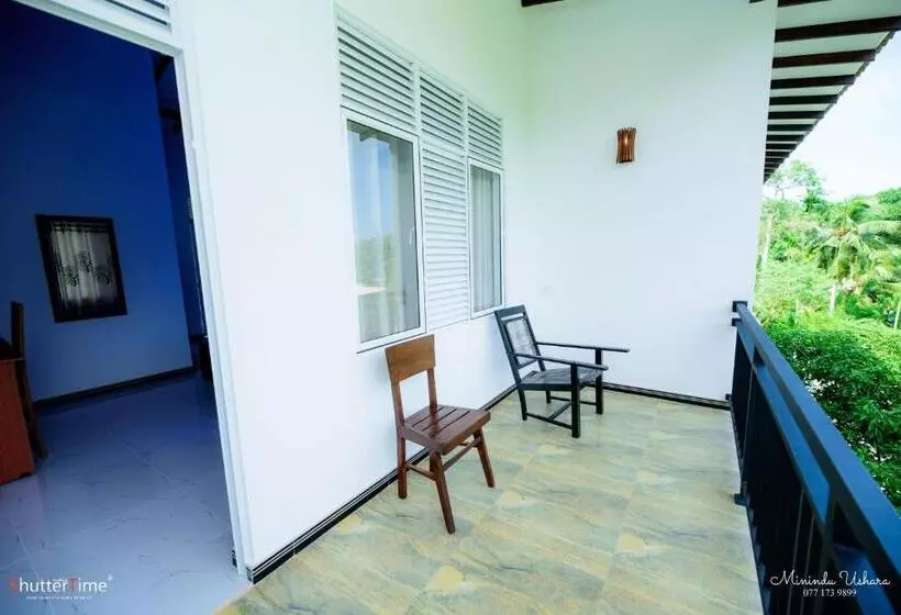 پانسیون Sera Villa