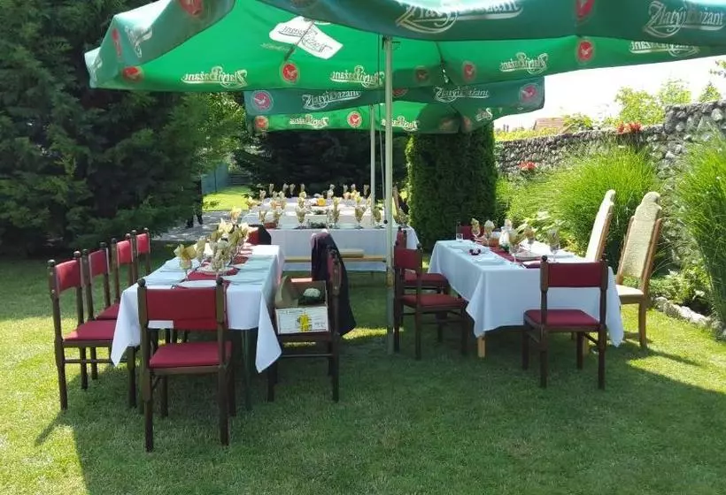 Pension Hostad