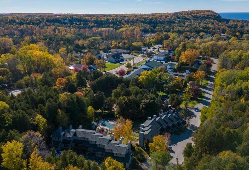 Evergreen Hill Condominiums