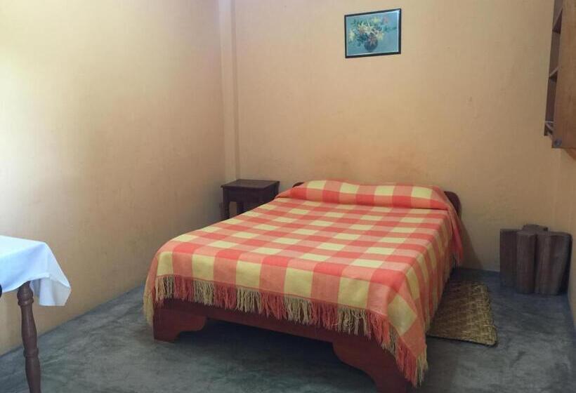 Pension A Welcome Break Hostal