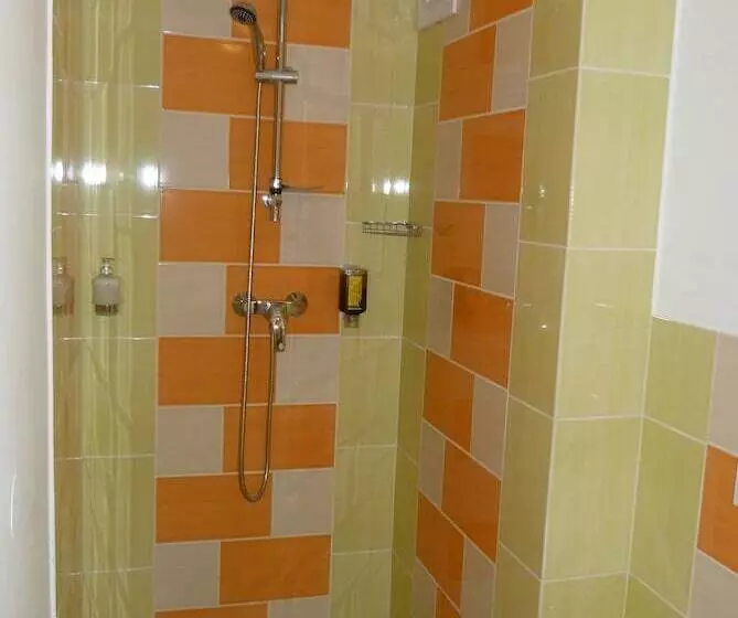 پانسیون Guest House Eco Vila Mila