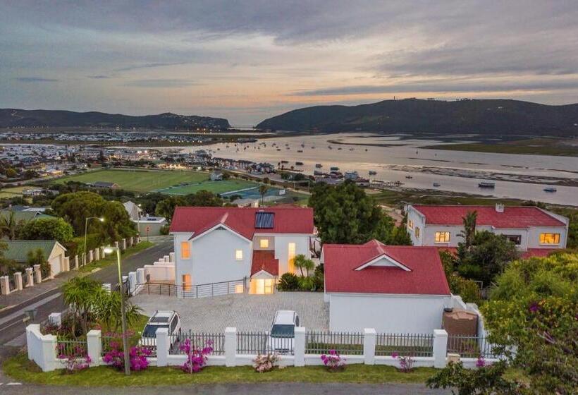 פנסיון Westhill Luxury Guest House