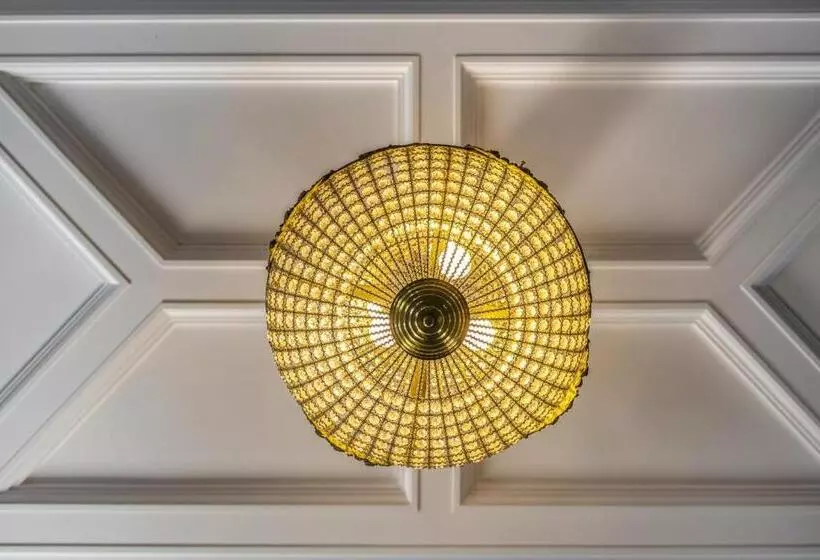 Hotelli Erla Villa Boutique