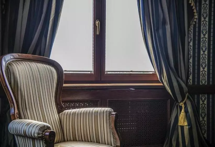 Hotelli Erla Villa Boutique