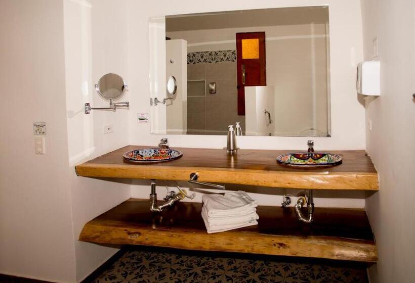 هتل Hacienda El Samán