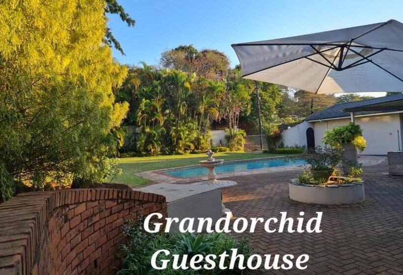 פנסיון The Grand Orchid Guesthouse