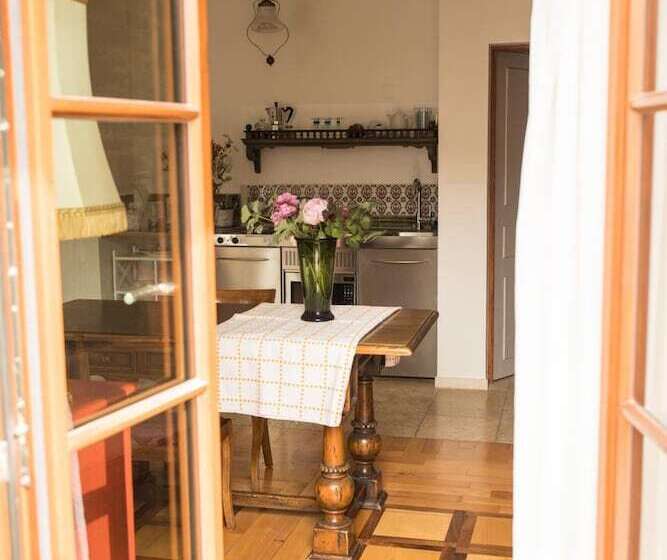 ペンション Boutique Hotel Guesthouse Le Locle