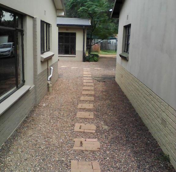 پانسیون Elephant Lodge Guesthouse