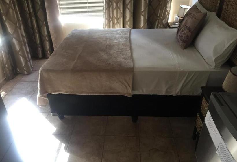 پانسیون Elephant Lodge Guesthouse