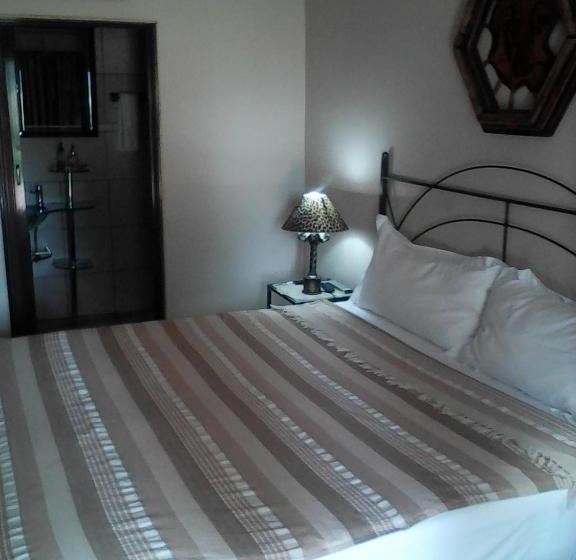 پانسیون Elephant Lodge Guesthouse