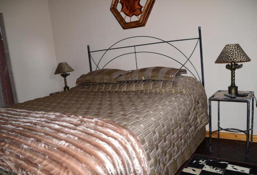 پانسیون Elephant Lodge Guesthouse