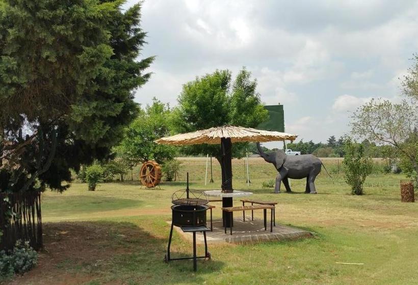 پانسیون Elephant Lodge Guesthouse