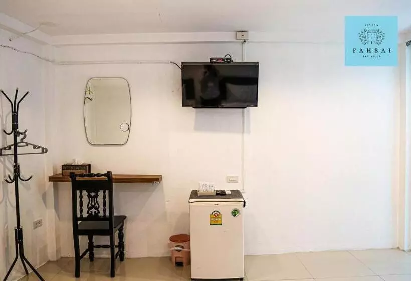 Majatalo Fahsai Bay Villa