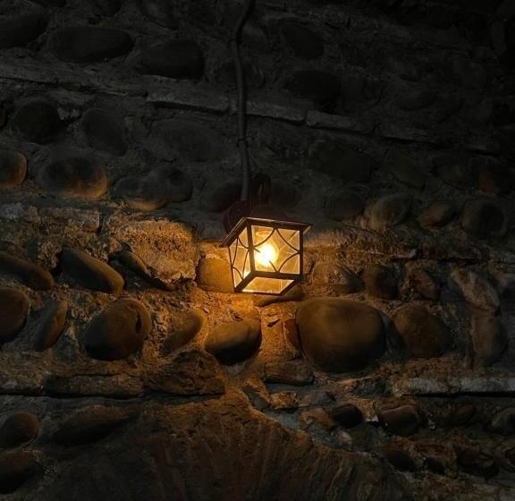 پانسیون Guest House Savane