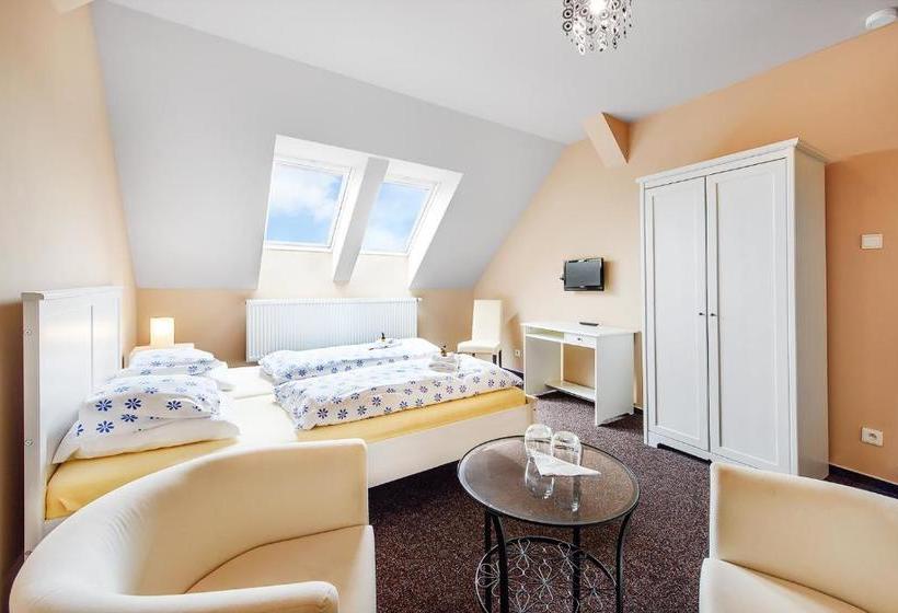 بنسيون Penzion Sole Bučovice