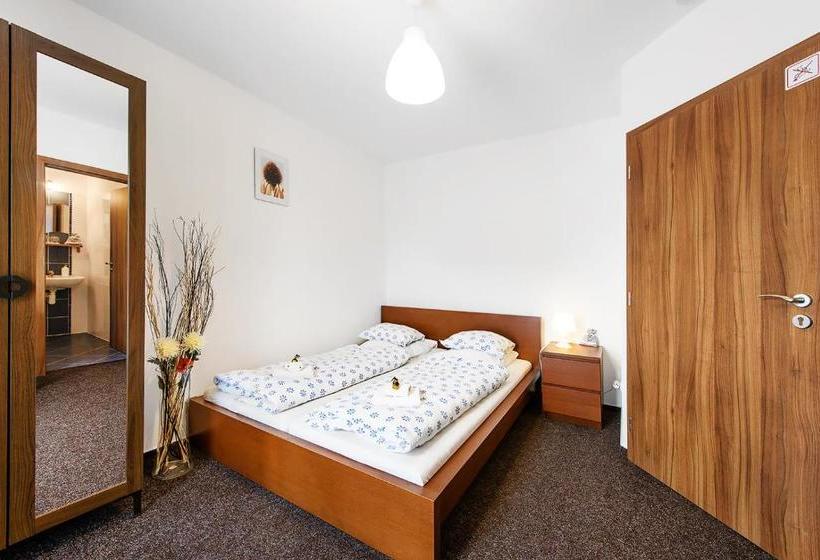 بنسيون Penzion Sole Bučovice