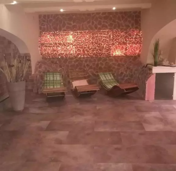 Retkeilymaja Frühstückspension Gasthof Gesslbauer