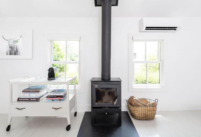 호스텔 White Moose Inn