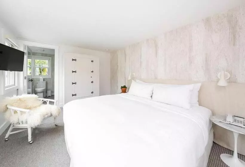 Retkeilymaja White Moose Inn