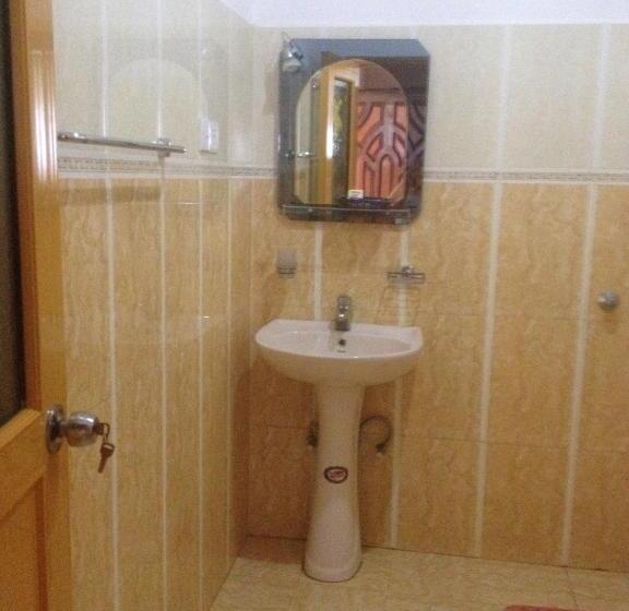 膳宿费 Tiny Royal Palace