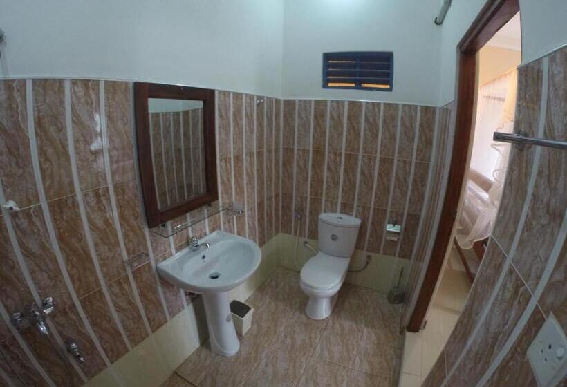 膳宿费 Tiny Royal Palace