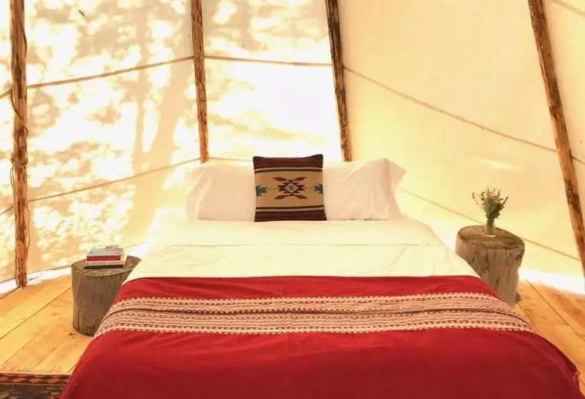 ホテル Taos Goji Farm & Eco Lodge Retreat