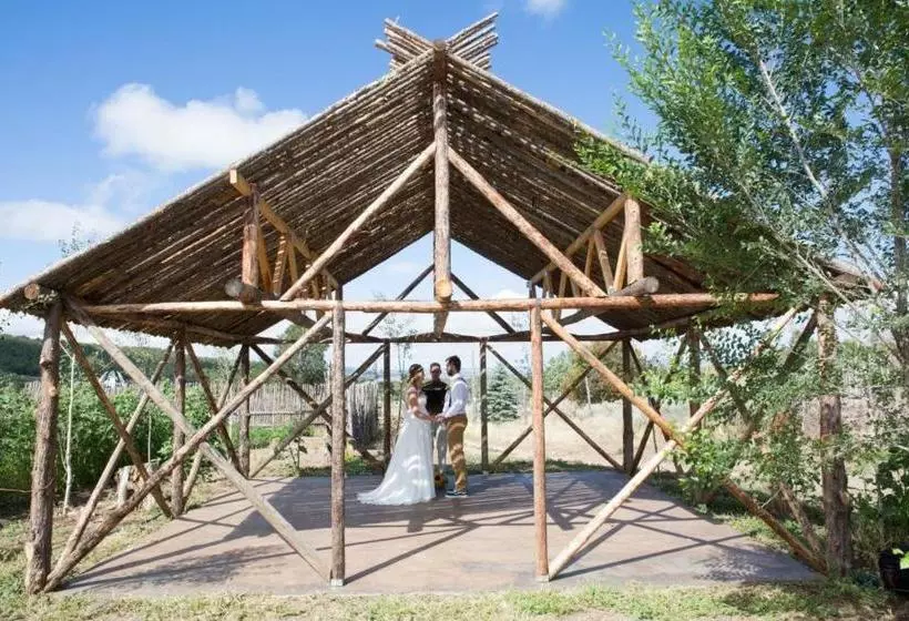 ホテル Taos Goji Farm & Eco Lodge Retreat