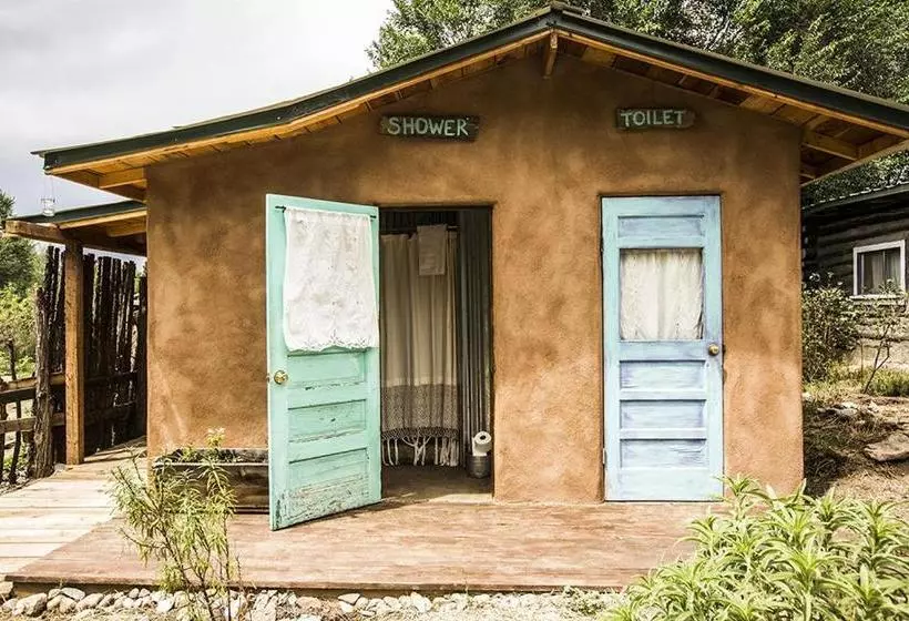 ホテル Taos Goji Farm & Eco Lodge Retreat