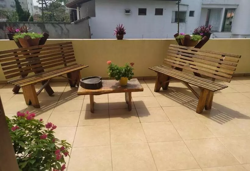 Majatalo Pousada Elegance Beira Mar