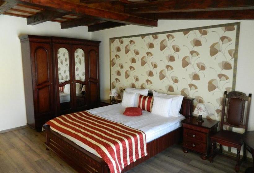 פנסיון Schassburger Tor