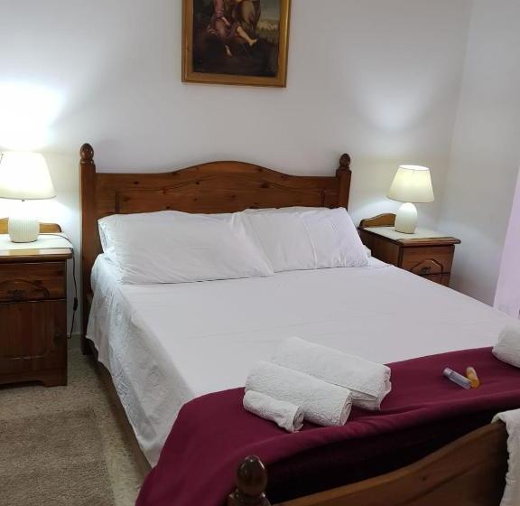 پانسیون D Ambrogio Guest House